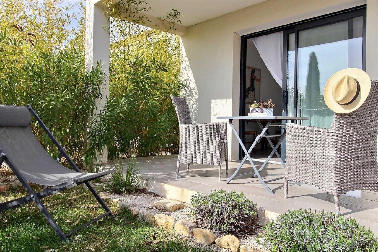 La Villa Aux Oliviers Flayosc Exterior photo